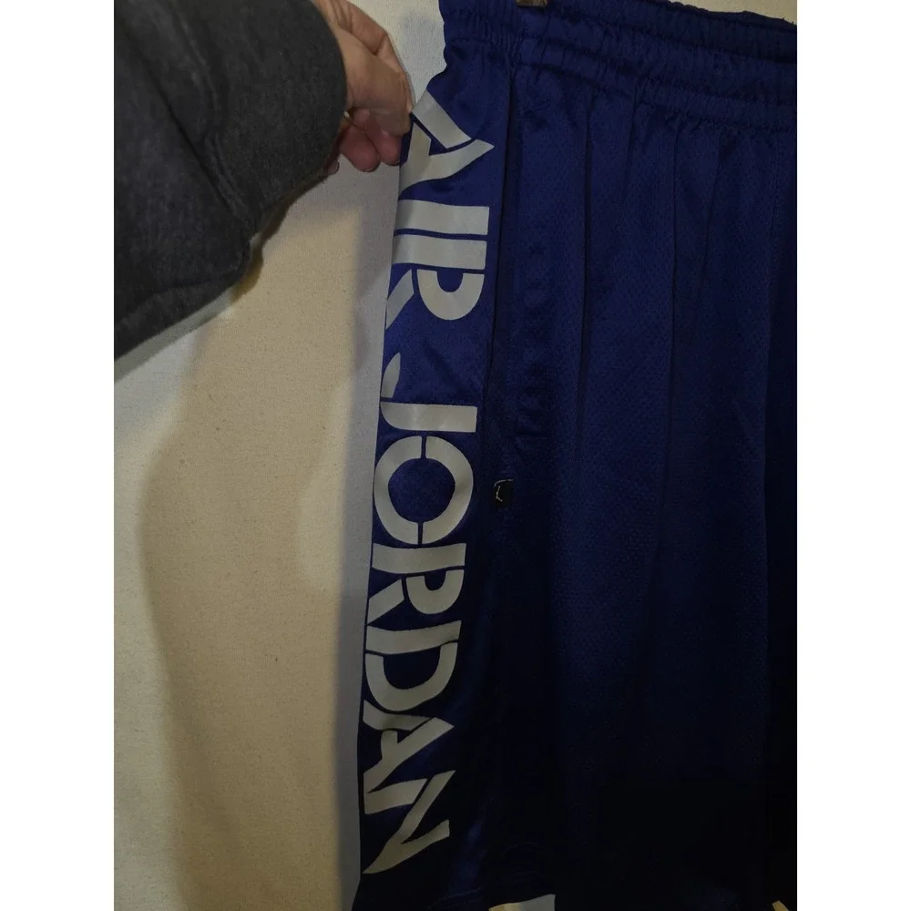 Nike Retro Air Michael Jordan Silky Basketball Shorts Size Large